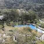 HOSHINOYA Guguan - 部屋から望む早朝のウォーターガーデン