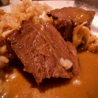 紅花別館 - （ビーフココット 1900円）　ビーフが柔らか〜〜い 　ゴロリと入ってる 　ホロホロに煮込まれてビーフシチューのよう