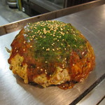 電光石火 駅前ひろば店 - 肉玉キムチそば