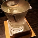 漁菜献舗 鳥新 - すっぴんるみこ（三重の酒、６００円）