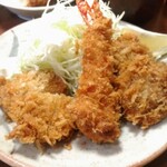 卯作 - ミックスフライ定食