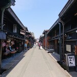 Hida Jizake Kura Honten - 古い町並み