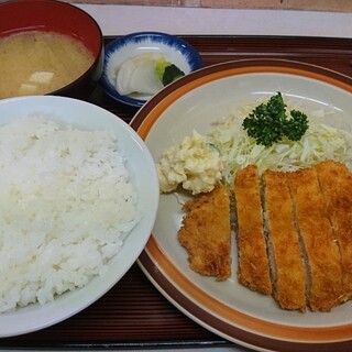 門前仲町駅でおすすめの美味しいとんかつをご紹介 食べログ 門前仲町駅でおすすめの美味しいとんかつをご紹介 食べログ