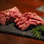 Ko Shitsu Yakiniku Kou Begyuukambee - 