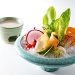 西村屋ホテル招月庭 レストランRicca - 季節のサラダ（一例：但馬野菜のバーニャカウダ）