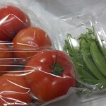 やま高 - トマトが350円、スナップエンドウ180円