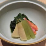 日本料理 八千代 - 蟹・筍・蕗の吹き寄せ