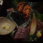 ぼうの - 生うに（８９０円）と銚子産鰹刺し身（８９０円）