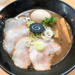 ぶたのほし - さかなとんこつ煮卵ラーメン950円