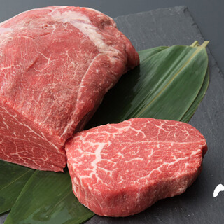 柔らかで豊潤。自社牧場肥育のブランド和牛『黒毛和牛パイン牛』