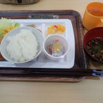 ホテルリブマックス - 料理写真:バイキングのもりつけ