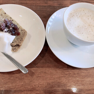 カフェ&バル フフフセカンド_1