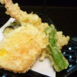 寿し割烹 司 - 和（なごみ・1575円） の天ぷら。カラッと揚がっています。