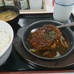 松屋 - 超粗挽きビーフハンバーグ定食