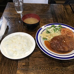 レストラン喫茶 ぷらむ - メンチカツ定食
