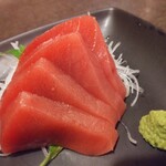 海鮮茶屋 魚吉 - インドマグロハーフ600円