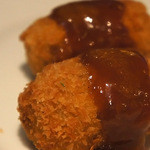 コルチョ - 牡蠣とボルチーニ茸のコロッケ。