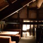 圓谷 - テーブル2席の2F