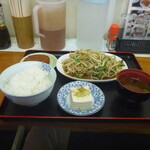はやし - ニラもやし炒め定食￥600