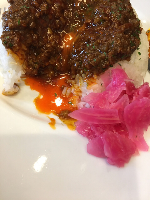 豚骨黒カレー Mecha 桃谷 カレーライス 食べログ