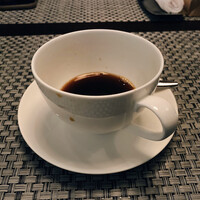 R restaurant & bar - 