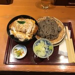 高田屋 - ごまそばとカツ丼のセット（税込み１０８９円）