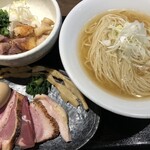 鴨出汁中華蕎麦 麺屋yoshiki - 特製鴨と三大地鶏の塩そば＋鴨と地鶏丼