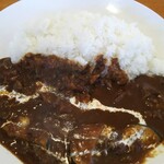 和牛焼肉ばっされ - 焼肉屋の辛飯  カレー大大盛り800円