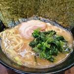 金八家 - ラーメン＋のり・レンソウ増し