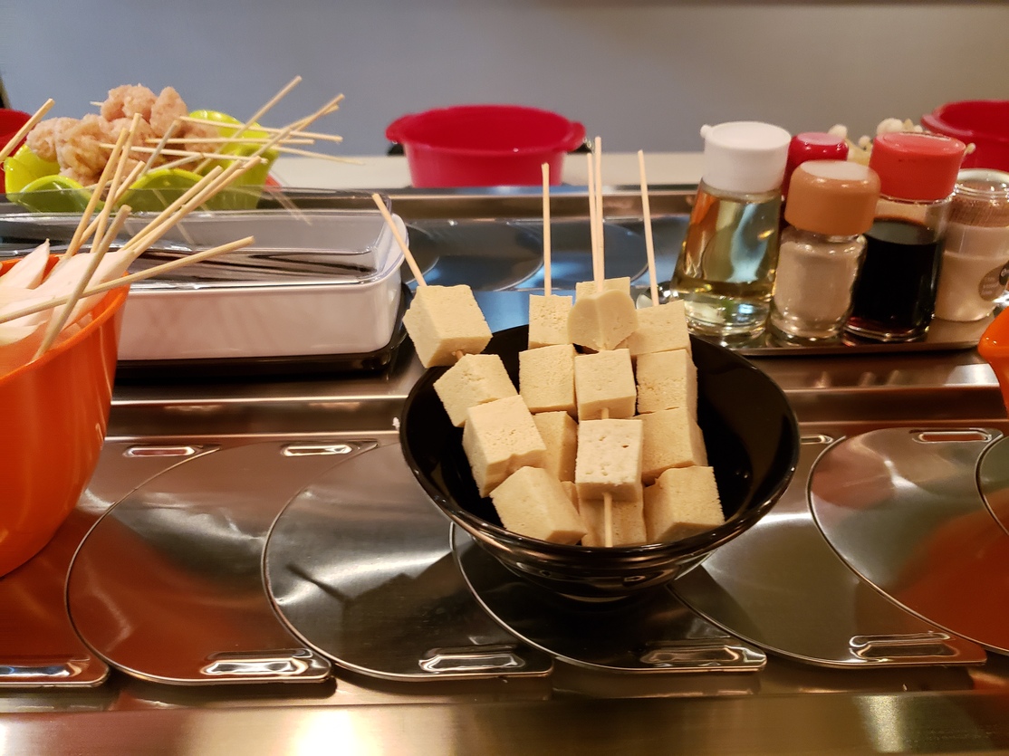 写真 : 回転火鍋 なべ丸 上野本店 - 御徒町/火鍋 | 食べログ