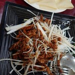 青龍 - ⑤牛肉の炒め物　ネギと薄餅を添えて