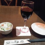 Hanano Mai - お客様感謝祭のグラスワイン赤77円とお通し300円