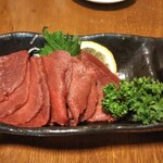 居酒屋 ばんばん - 赤身馬刺し580円