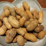 居酒屋 ばんばん - 落花生の塩茹で(サービス品)