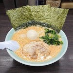 横浜家系ラーメン 魂心家 - 味玉らーめん 味噌。