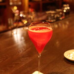 バー エイジング - ブラッディオレンジカクテル