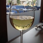 クニオミ - グラスワイン（白）：\700