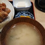 赤坂 ぽん輔 - 味噌汁と小鉢