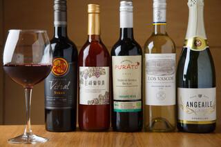 Noda niku - おすすめのグラスワインなど、１５種以上の取り揃え。