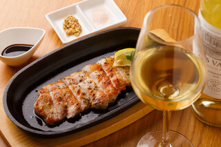 Noda niku - スッキリ、白ワインもあります！