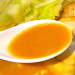 らーめん元八 - 甘みある味噌スープ
