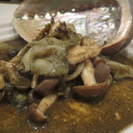 レンゲ - アワビと茸 肝のソース2