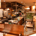 Uoichiba Komatsu - 厨房の様子（閉店）
