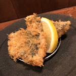 酒肴 新屋敷 - 島根県産アジフライ。唯一無二。