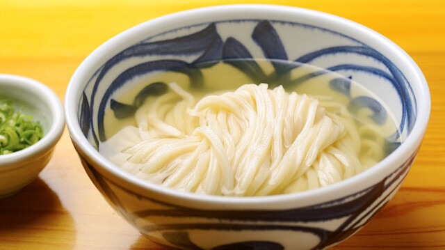 Yatagarasu Udon restaurant in Osaka, Japan