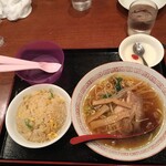 鴻福居 - お子様ラーメン、チャーハンセット　400円