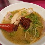 豚平 - 辛味調味料 投入