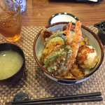 天ぷら 周平 - 天丼、タレ、お茶、味噌汁
