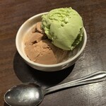 Genkiiemoto Ton - チョコレートアイス、抹茶アイス
