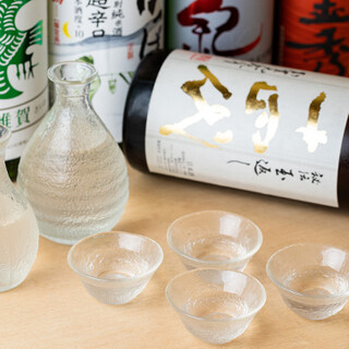 We always have 12 types of local sake carefully selected from all over the country! Rare 14th generation also ◎